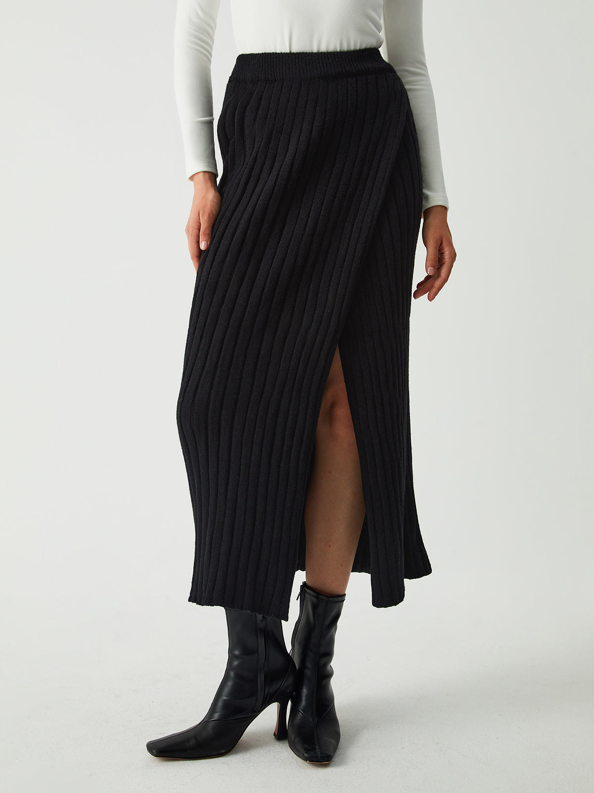 Stijlvolle Midi Rok met Splits voor Comfortabel Draaggemak