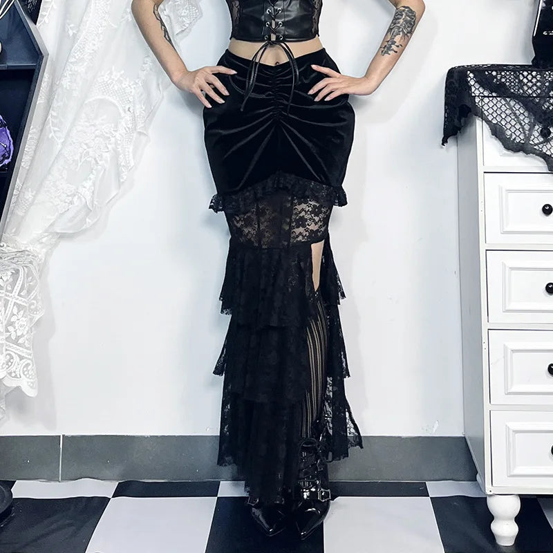 Gothic Vouwrok met Fishstaart van Fluweel en Kant
