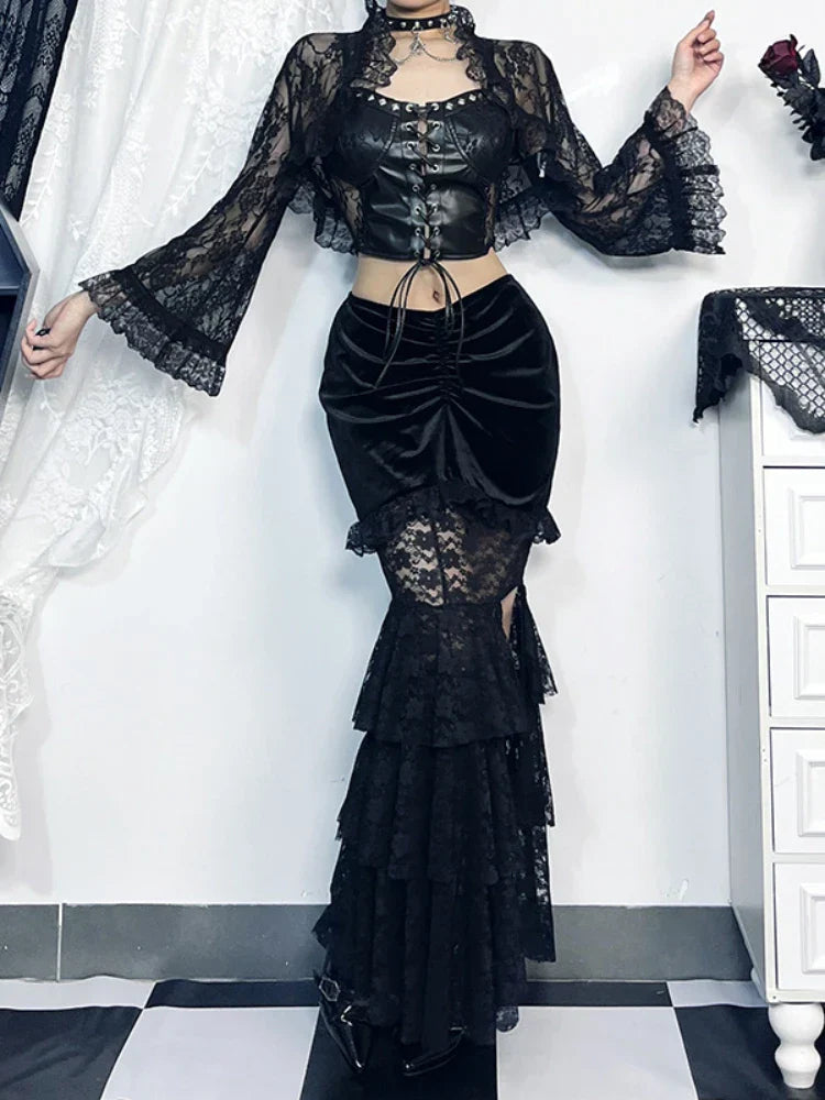 Gothic Vouwrok met Fishstaart van Fluweel en Kant